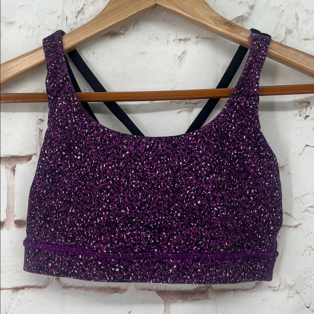 lululemon “Energy” Bra, Size 6 - Picture 5 of 8